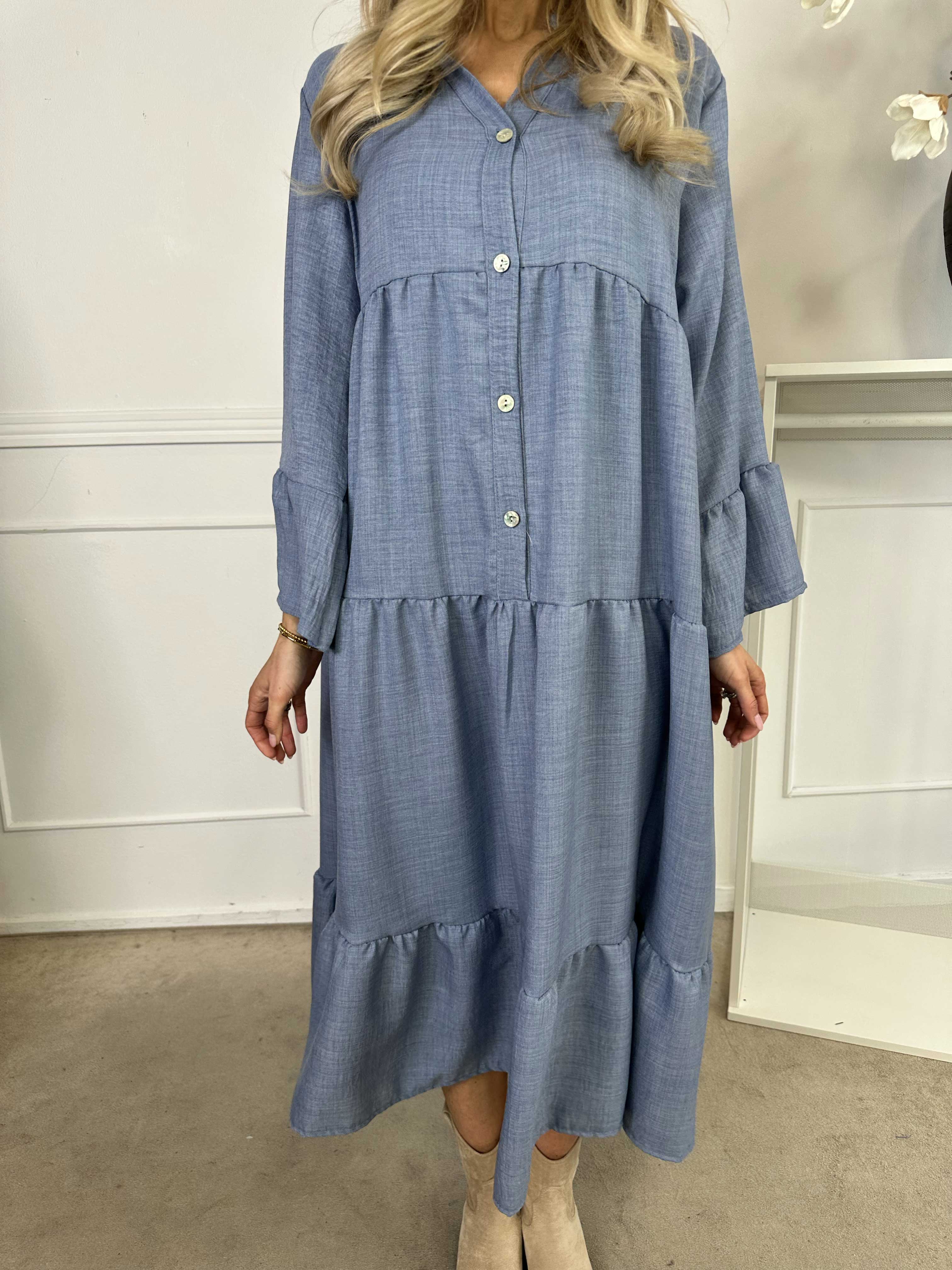 Arjana - Sød kjole med lag på lag look og knapper